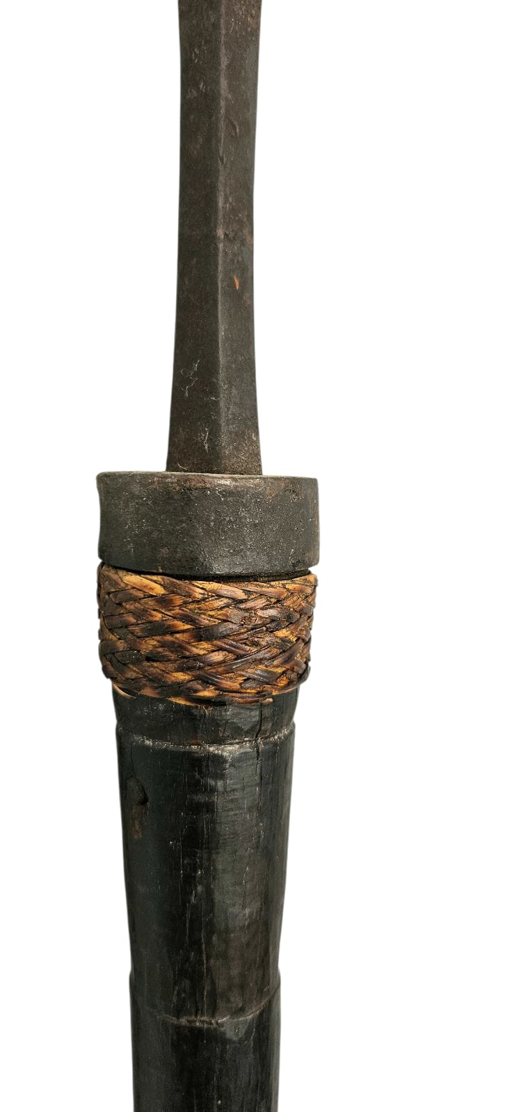 Shorter Igorot Falfeg Spear