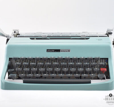 Olivetti Lettera 32 Typewriter
